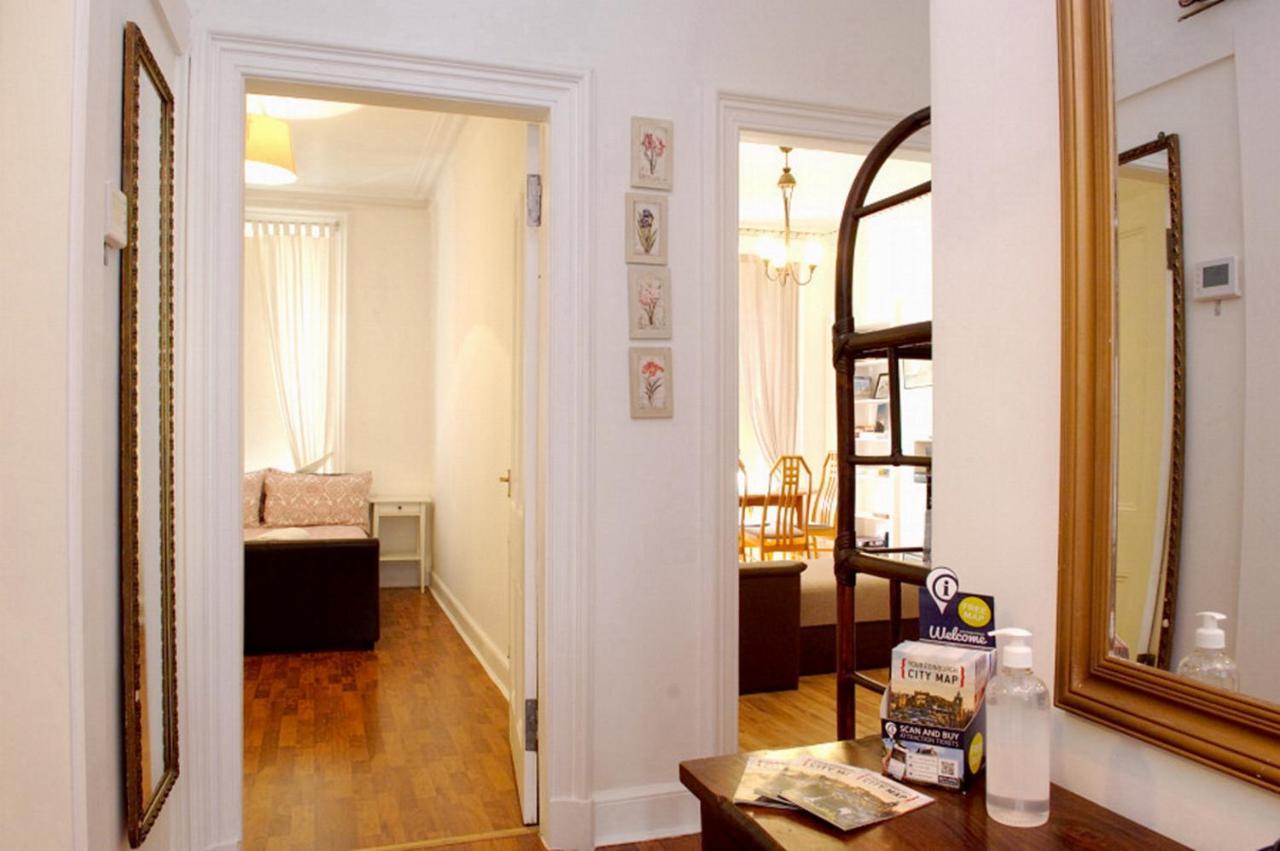 אדינבורו Pitt Street Apartment Beautiful Spacious Apartment Free Parking And Free Sanitizer מראה חיצוני תמונה