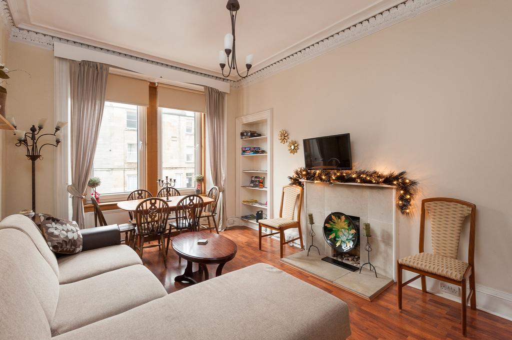 אדינבורו Pitt Street Apartment Beautiful Spacious Apartment Free Parking And Free Sanitizer חדר תמונה