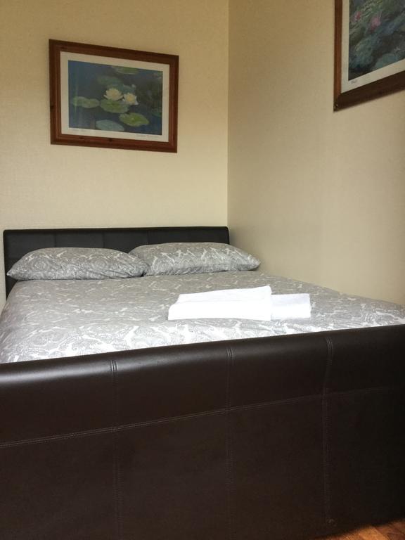 אדינבורו Pitt Street Apartment Beautiful Spacious Apartment Free Parking And Free Sanitizer מראה חיצוני תמונה