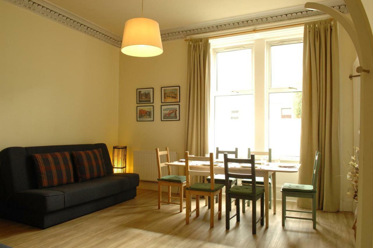 אדינבורו Pitt Street Apartment Beautiful Spacious Apartment Free Parking And Free Sanitizer מראה חיצוני תמונה