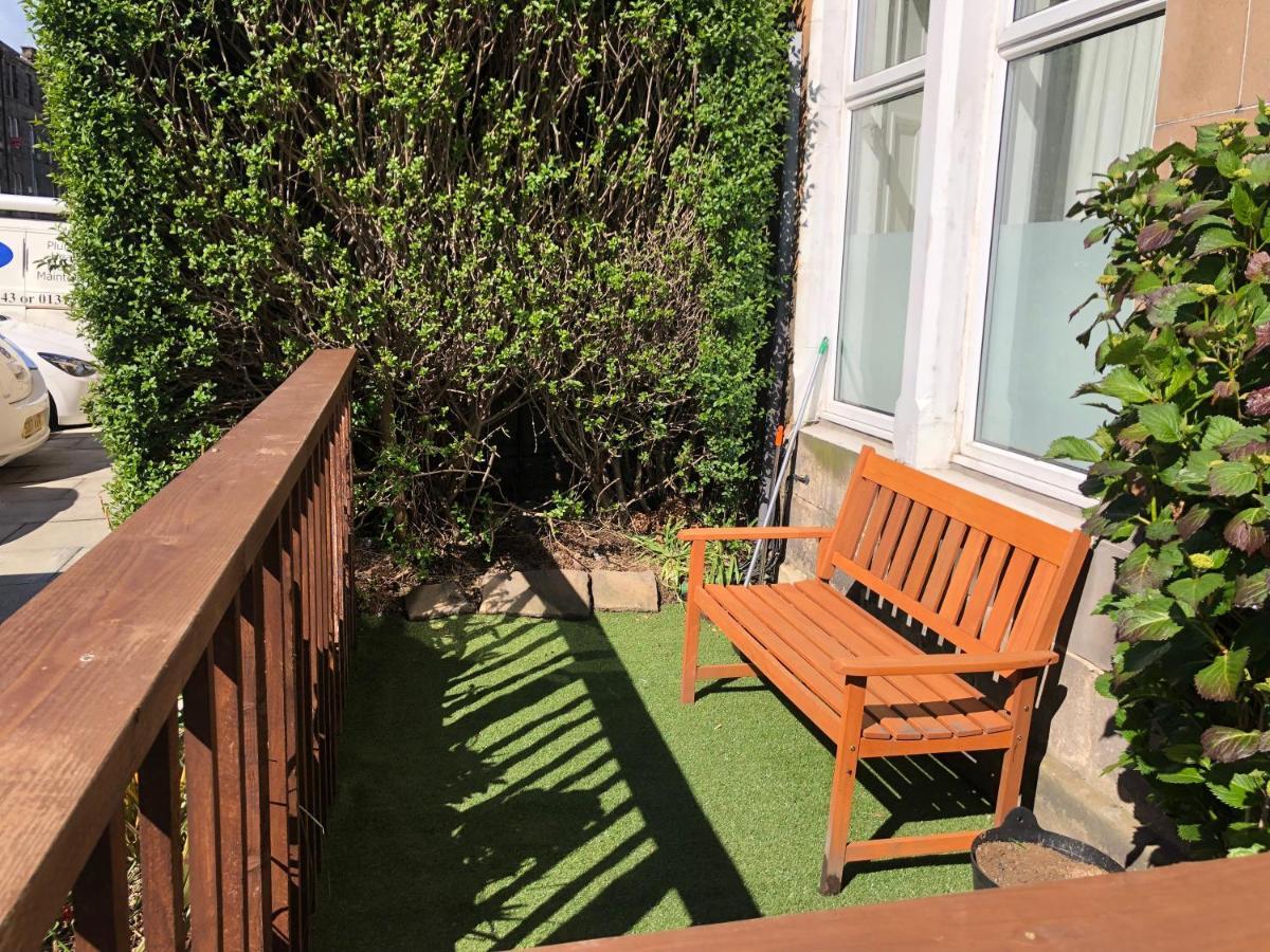 אדינבורו Pitt Street Apartment Beautiful Spacious Apartment Free Parking And Free Sanitizer מראה חיצוני תמונה